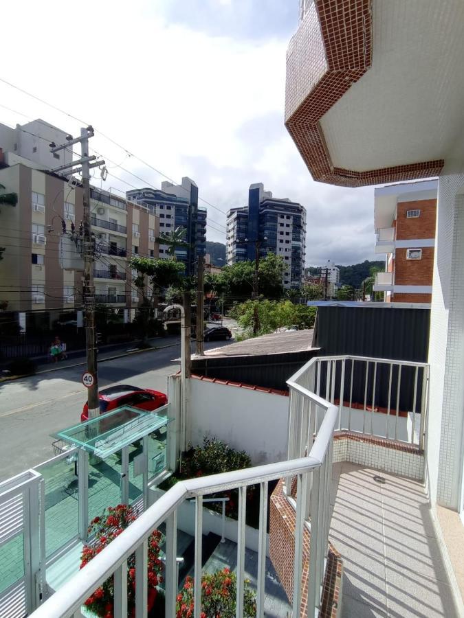 Apartamento Com Estacionamento, Wi-Fi, Ar Condicionado A 300 Metros Da Praia Da Enseada No Guaruja. Extérieur photo