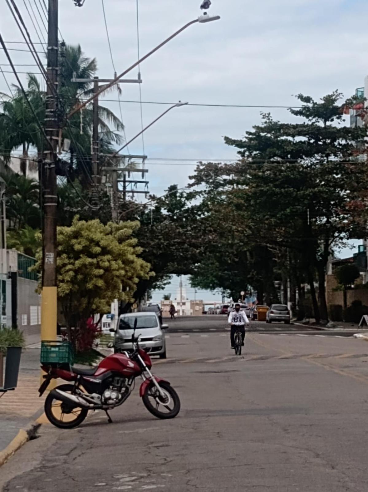 Apartamento Com Estacionamento, Wi-Fi, Ar Condicionado A 300 Metros Da Praia Da Enseada No Guaruja. Extérieur photo